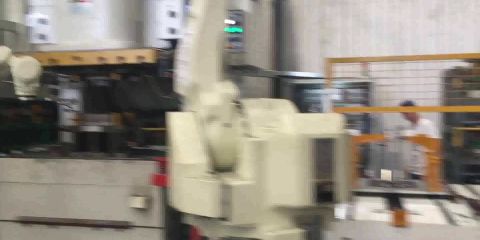 多台联动冲压连线